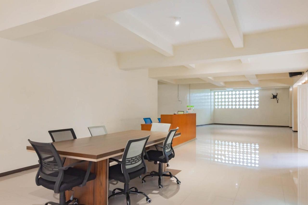 Reddoorz Plus @ Pakuan Residence Tajur بوكور المظهر الخارجي الصورة